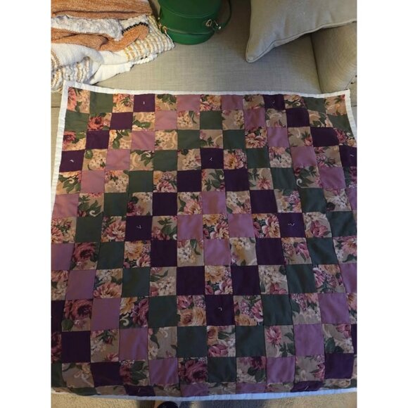 Small lap quilt or table square quilt etc. - Picture 1 of 5
